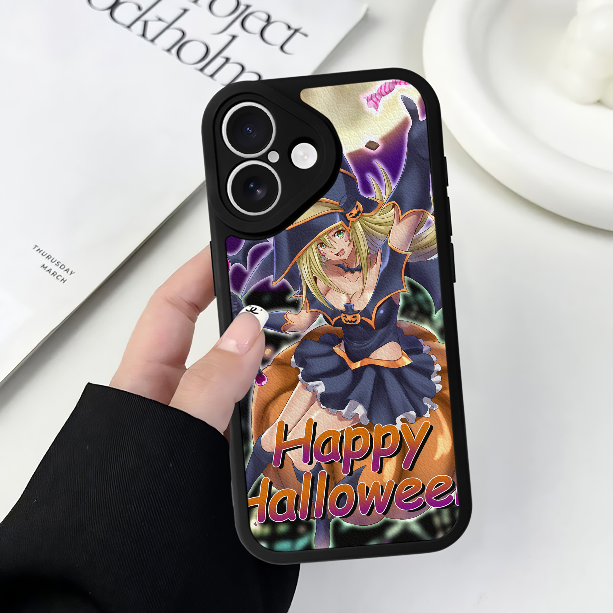 （画像用） 遊☆戯☆王 Yu-Gi-Oh! 【iPhone 16シリーズ対応】シリコンスマホケース（レザー調） 材質：シリコン